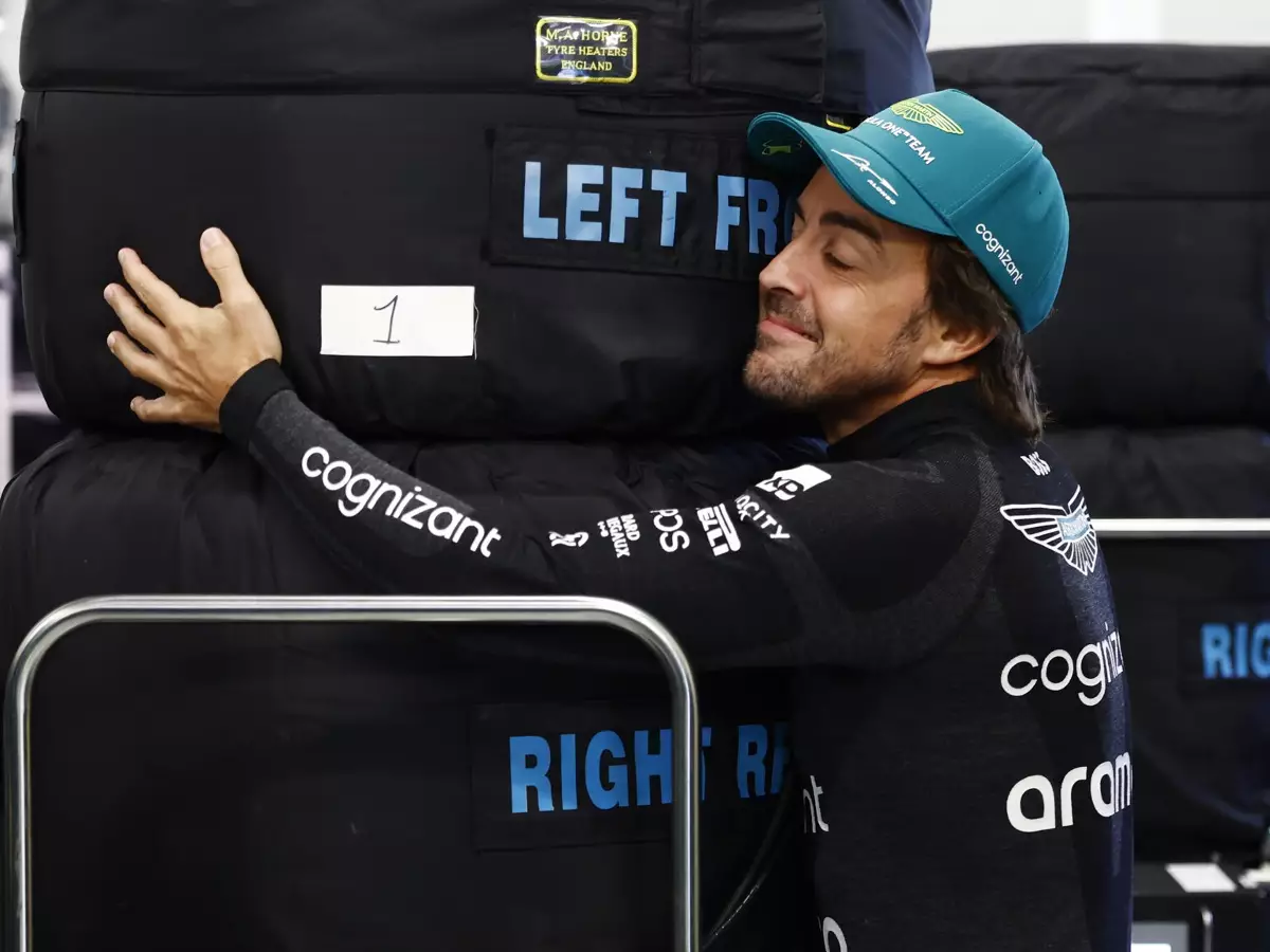 Fernando Alonso Foto zur News: Konstruktion, Gewicht: Das ist an den Pirelli-Reifen wirklich neu