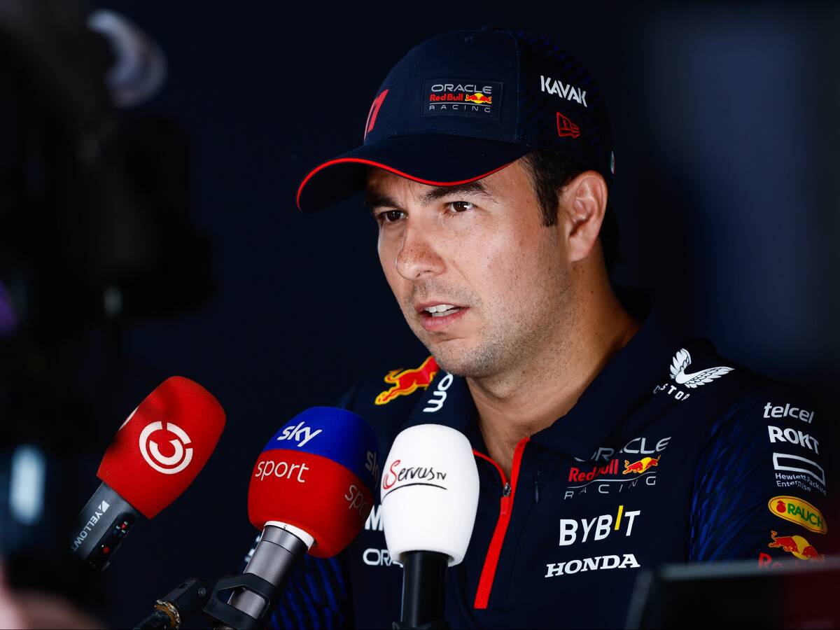 Foto zur News: Sergio Perez trotzt Gerüchten: "Bin seit 13 Jahren in der Formel 1 ..."