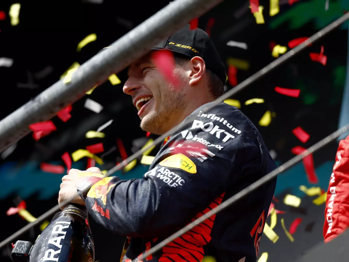 Foto zur News: Verstappen über Funkspruch: "Ich weiß, dass es dem Team nicht gefällt ..."