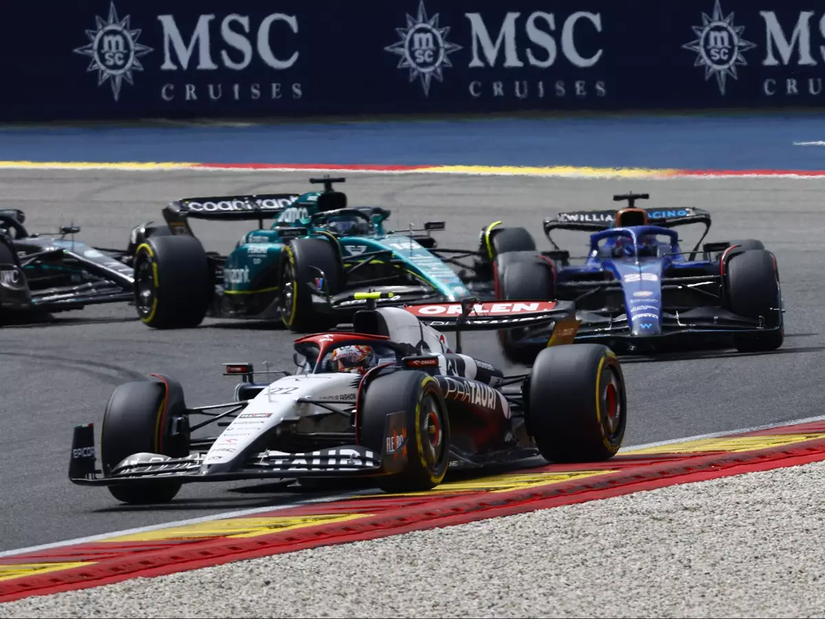 Alexander Albon, Yuki Tsunoda, Lance Stroll Foto zur News: Yuki Tsunoda: War phasenweise so schnell wie Aston Martin