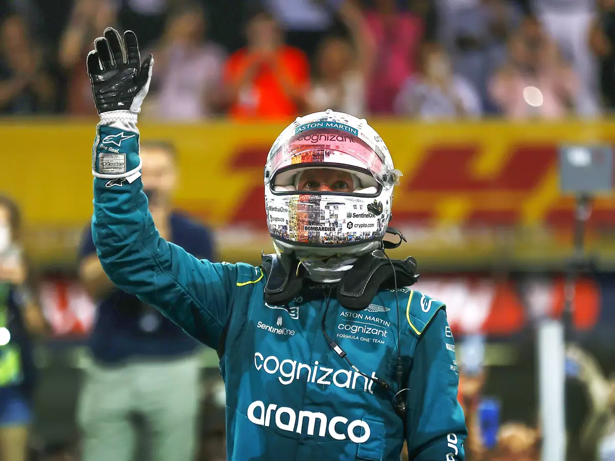 Sebastian Vettel (Aston Martin) beim Formel-1-Rennen in Abu Dhabi 2022 Foto zur News: Vettel über seinen Rücktritt: "Wollte gewisse Kompromisse nicht eingehen"