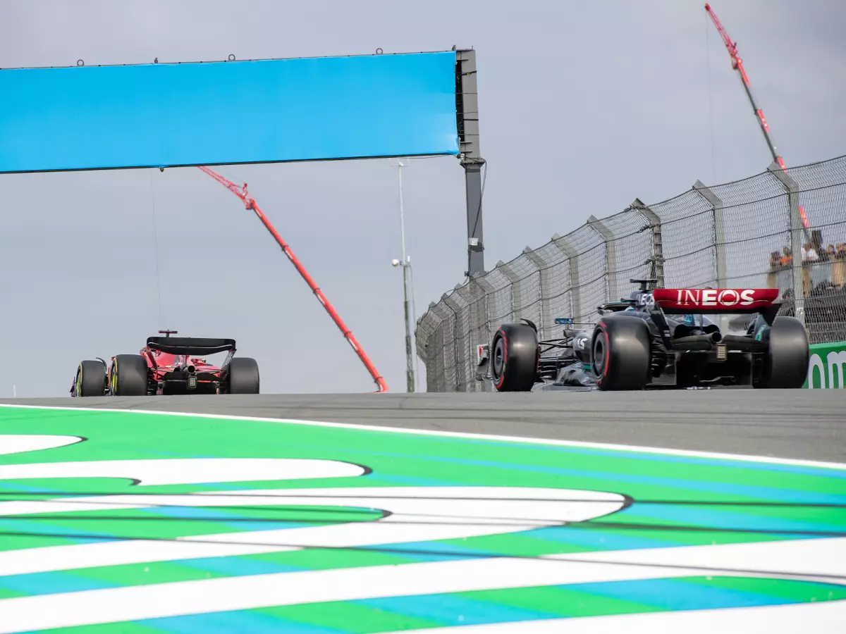 George Russell Foto zur News: Zu viel Verkehr: F1-Piloten fürchten "Chaos"-Qualifying in Zandvoort