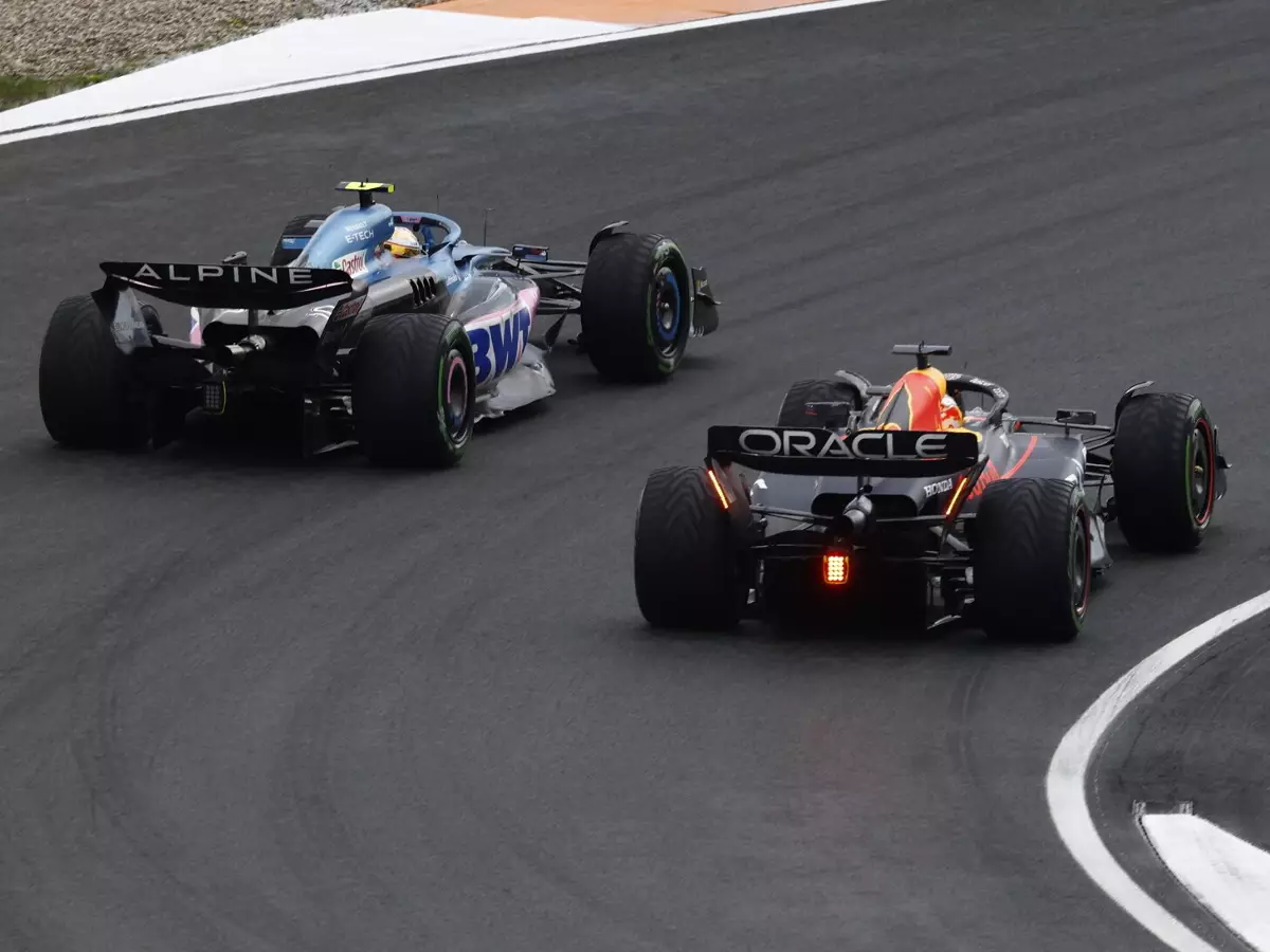 Foto zur News: Verstappen vs. Gasly: Hätte das nicht eine Strafe geben können?