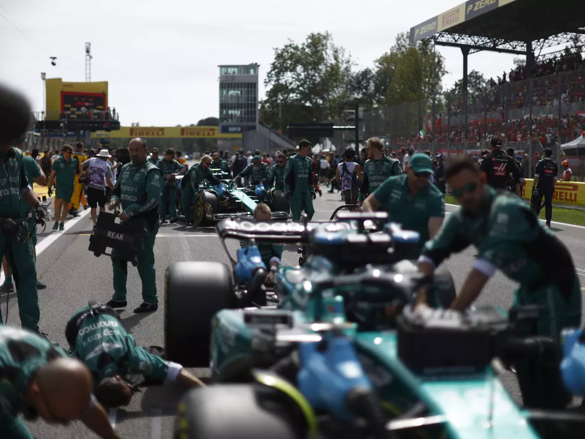 Foto zur News: Startabbruch in Monza: Warum die Mechaniker nicht in den Grid konnten