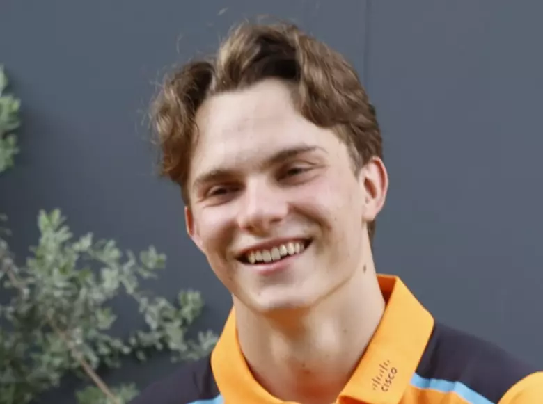 Oscar Piastri, Lando Norris Foto zur News: "Leichte Entscheidung": Oscar Piastri bindet sich bis 2026 an McLaren