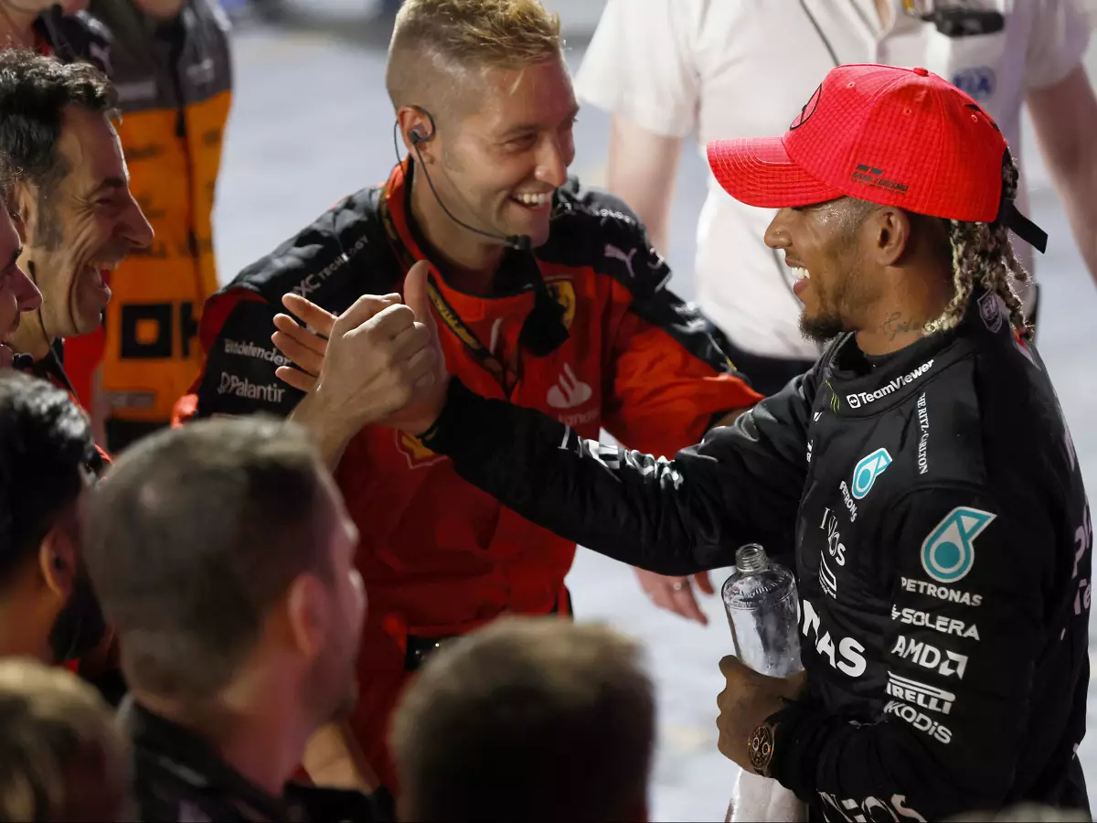 Foto zur News: Hamiltons Singapur-Podium: Hat keiner von Mercedes mitgefeiert?