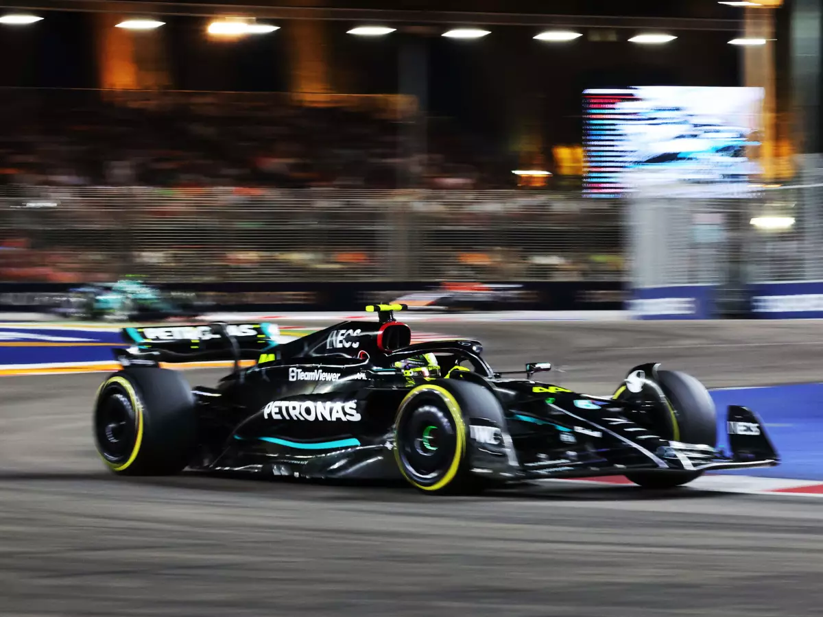 Lewis Hamilton Foto zur News: Trotz zuletzt starker Pace: Mercedes W14 kommt dennoch "in den Müll"
