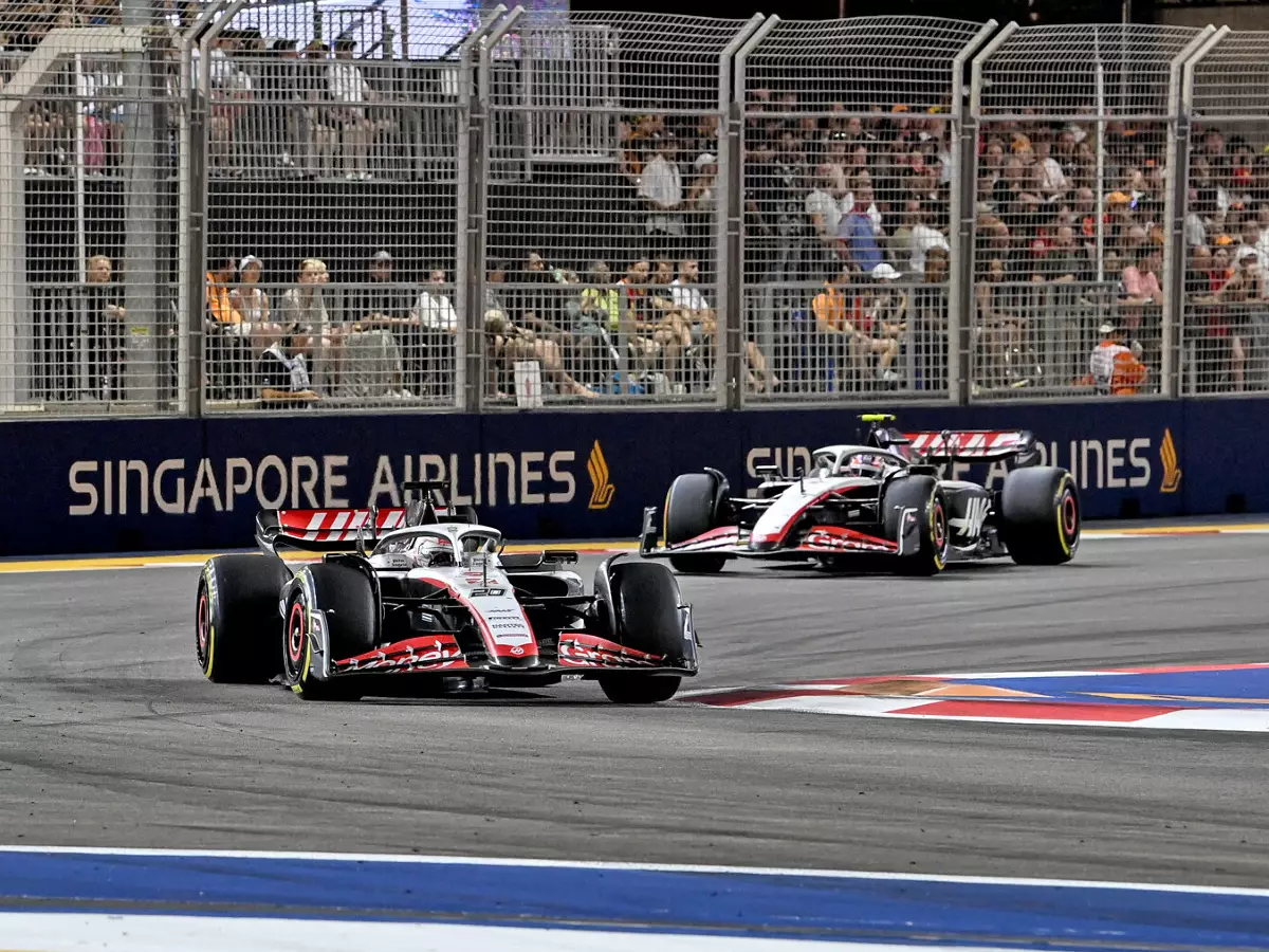 Kevin Magnussen, Nico Hülkenberg Foto zur News: Haas: Austin-Update ein Vorbote für 2024er-Auto