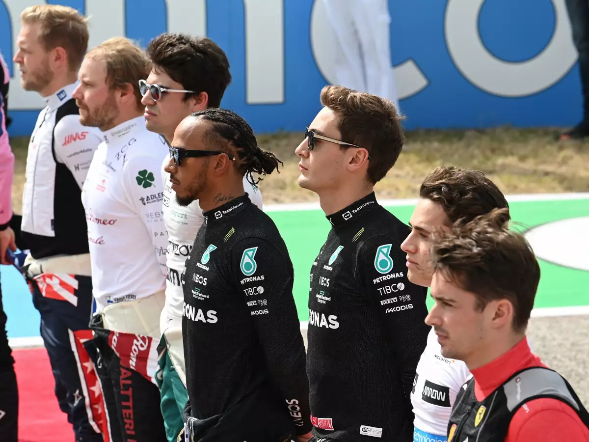 Esteban Ocon, Kevin Magnussen, Valtteri Bottas, Lance Stroll, Lewis Hamilton, George Russell, Lando Norris, Charles Leclerc, Fernando Alonso Foto zur News: Formel-1-Fahrermarkt: Warum die neuen Motoren für 2026 ein Schlüssel sind