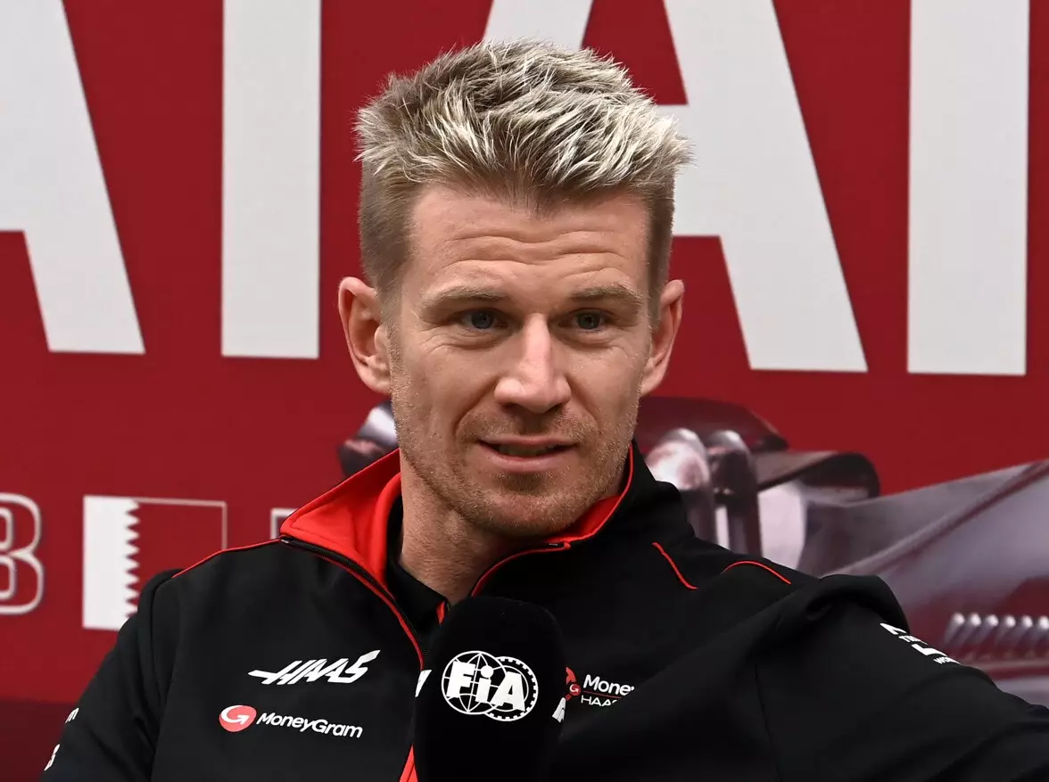Nico Hülkenberg Foto zur News: Klobürste für Magnussen: Was steckt hinter Nico Hülkenbergs Geschenk?