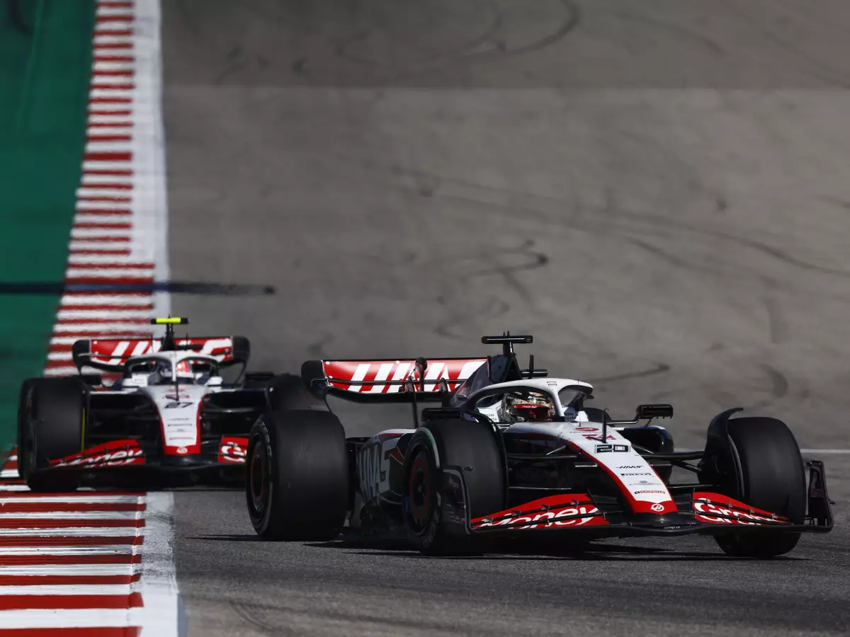 Foto zur News: Hülkenberg erkennt "ein paar positive Anzeichen" bei Haas-Update