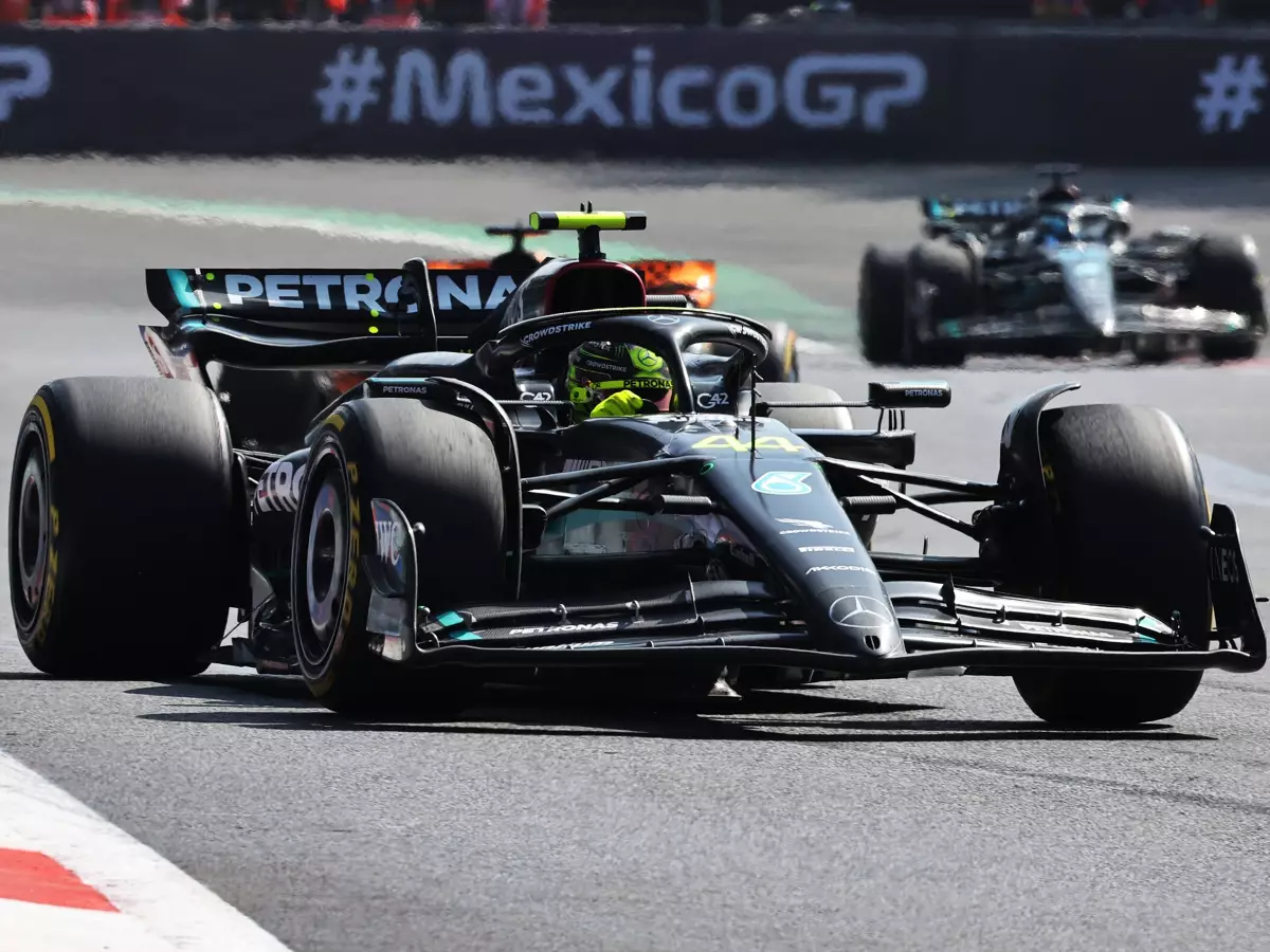 Lewis Hamilton beim Formel-1-Rennen 2023 in Mexiko Foto zur News: Hamilton warnt: Mercedes nicht näher an Red Bull dran als vor einem Jahr