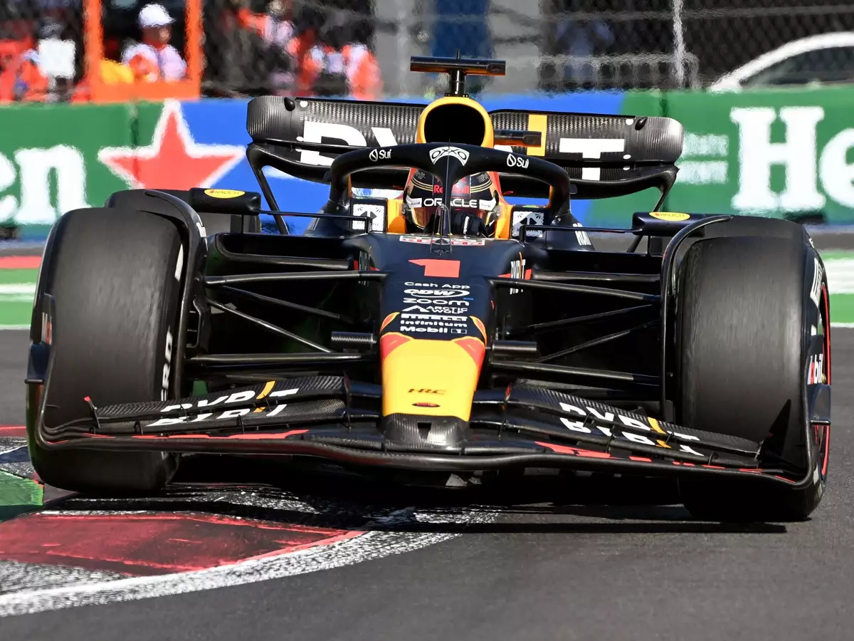 Foto zur News: Verstappen warnt vor Brasilien: Langsame Kurven liegen Red Bull nicht