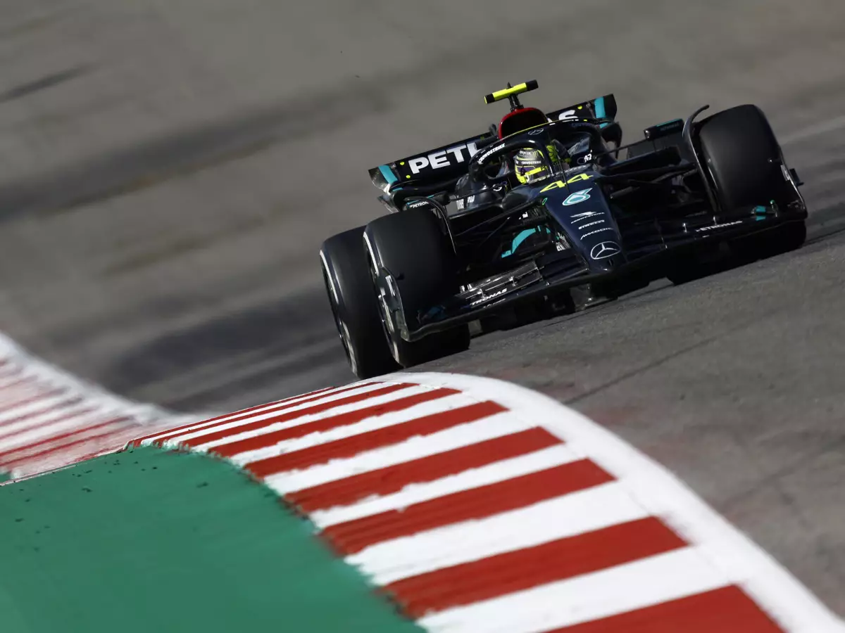 Lewis Hamilton (Mercedes W14) beim Formel-1-Rennen in Austin 2023 Foto zur News: Fahrer fürchten zweites Austin: Wieder Unterboden-Trouble in Brasilien?
