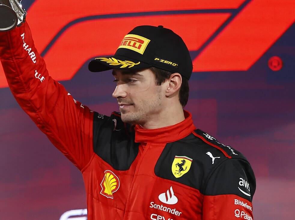 Foto zur News: Christian Horner: Ferrari hat in Abu Dhabi "nur den halben Job erledigt"