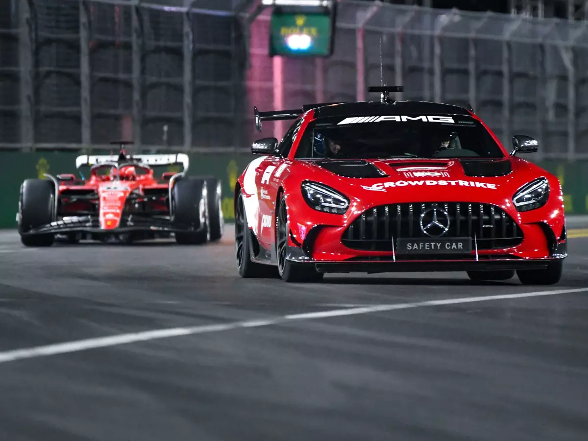 Formel-1-Safety-Car Foto zur News: Formel 1 erklärt: Was ist das Safety-Car und wie funktioniert es?