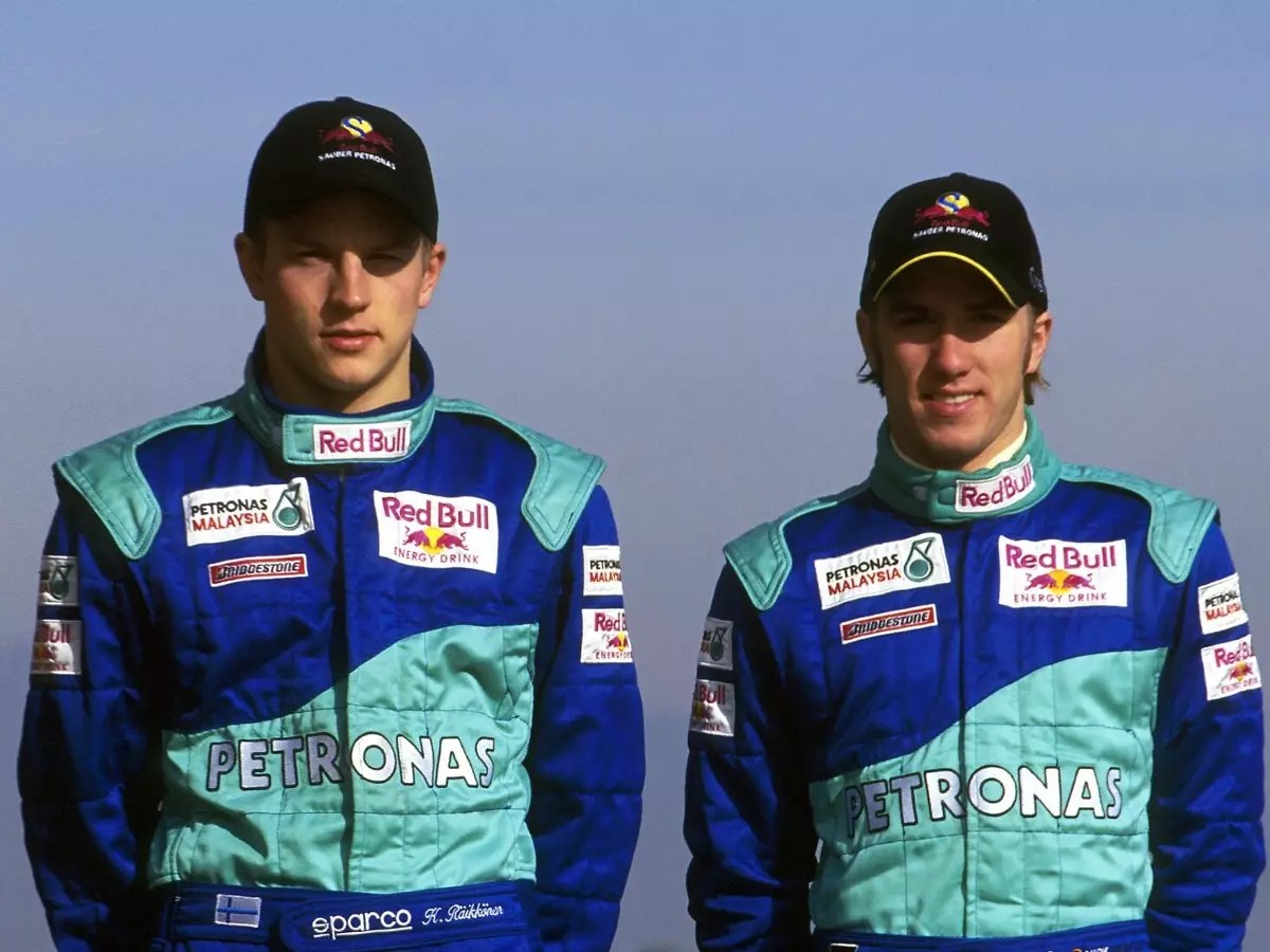 Kimi Räikkönen, Nick Heidfeld Foto zur News: Heidfeld: Angeblich fauler Räikkönen hat "trainiert bis zum Umfallen"