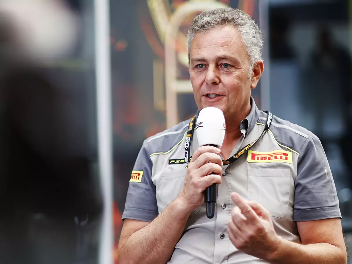 Pirelli-Manager Mario Isola Foto zur News: Pirelli glaubt: Leute wissen jetzt, dass die Reifen absichtlich nicht halten