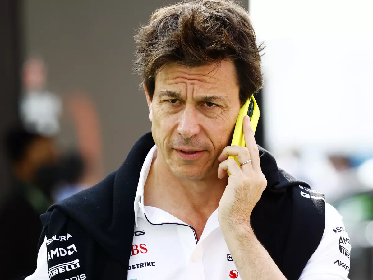 Foto zur News: Verstappen zu Mercedes? Wolff: "Werden diese Gespräche suchen"