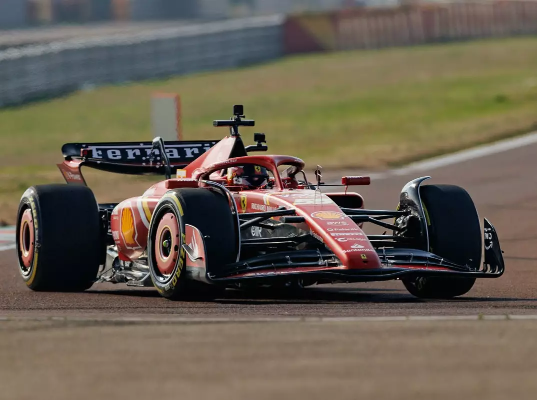 Der Ferrari SF-24 bei seinem Shakedown vor der Formel-1-Saison 2024 in Fiorano Foto zur News: Ferrari: Das Auto 2025 als eine Evolution oder Neuentwicklung?