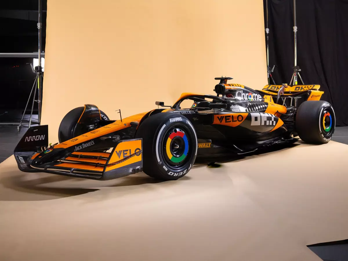 McLaren MCL38 Foto zur News: Formel-1-Technik 2024: McLaren MCL38 - mit Red Bull gegen den Trend!