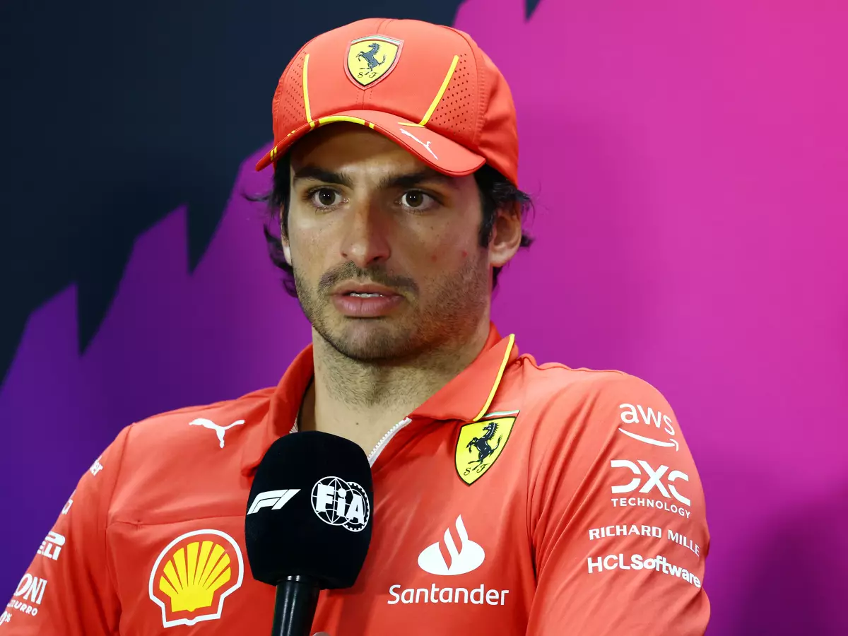 Carlos Sainz Foto zur News: "Dann kam alles anders": Sainz freute sich schon auf neuen Ferrari-Vertrag