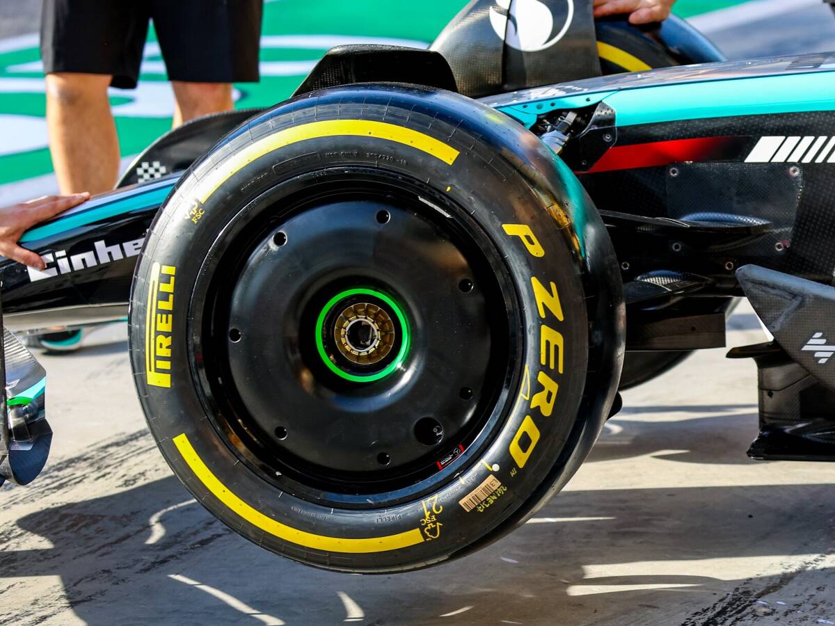 Foto zur News: Pirelli erklärt: Warum der C3-Reifen in Bahrain so intensiv getestet wird