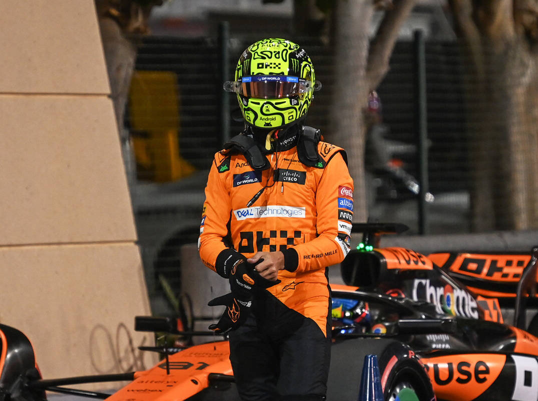 Foto zur News: Nach Fehler im Bahrain-Qualifying: Lando Norris visiert P2 im Rennen an