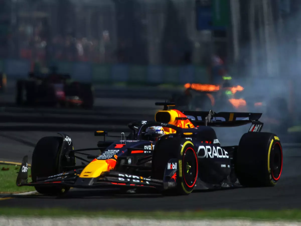 Foto zur News: "Wie mit angezogener Handbremse": Verstappen in Australien ausgeschieden!