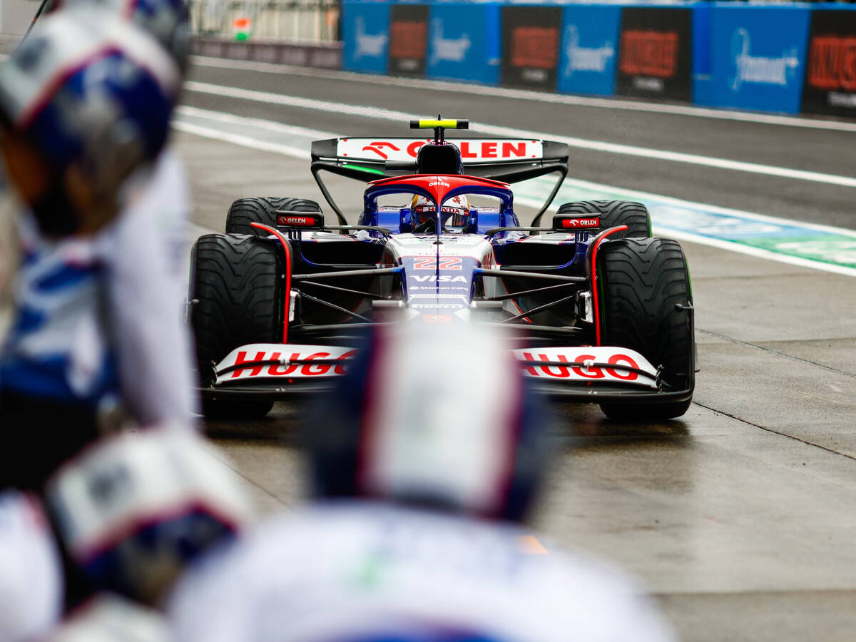 Foto zur News: Regeländerung unterbindet Fahrbetrieb: Pirelli will mit FIA reden