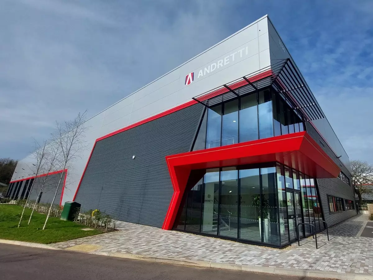 Das neue Andretti-Werk für die Formel 1 in Silverstone in England Foto zur News: Andretti eröffnet Formel-1-Werk in Silverstone