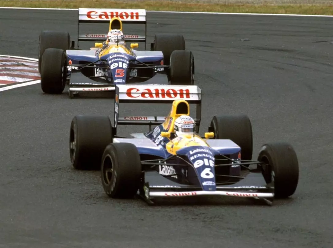 Riccardo Patrese, Nigel Mansell Foto zur News: Doppelsiege: Welche Formel-1-Teams noch erfolgreicher sind als Red Bull