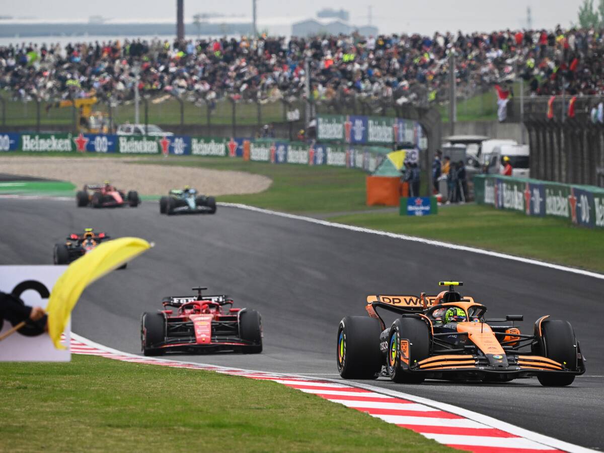 Foto zur News: Wette verloren: Norris tippte McLaren "35 Sekunden hinter Ferrari"