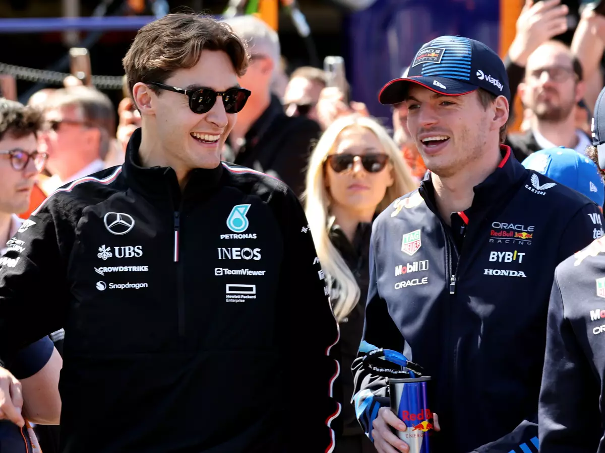 George Russell, Max Verstappen Foto zur News: Verstappen zu Mercedes? George Russell: "Ich bin total dafür!"