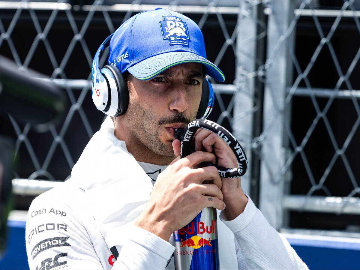 Foto zur News: Wer letzte Nacht am schlechtesten geschlafen hat: Daniel Ricciardo