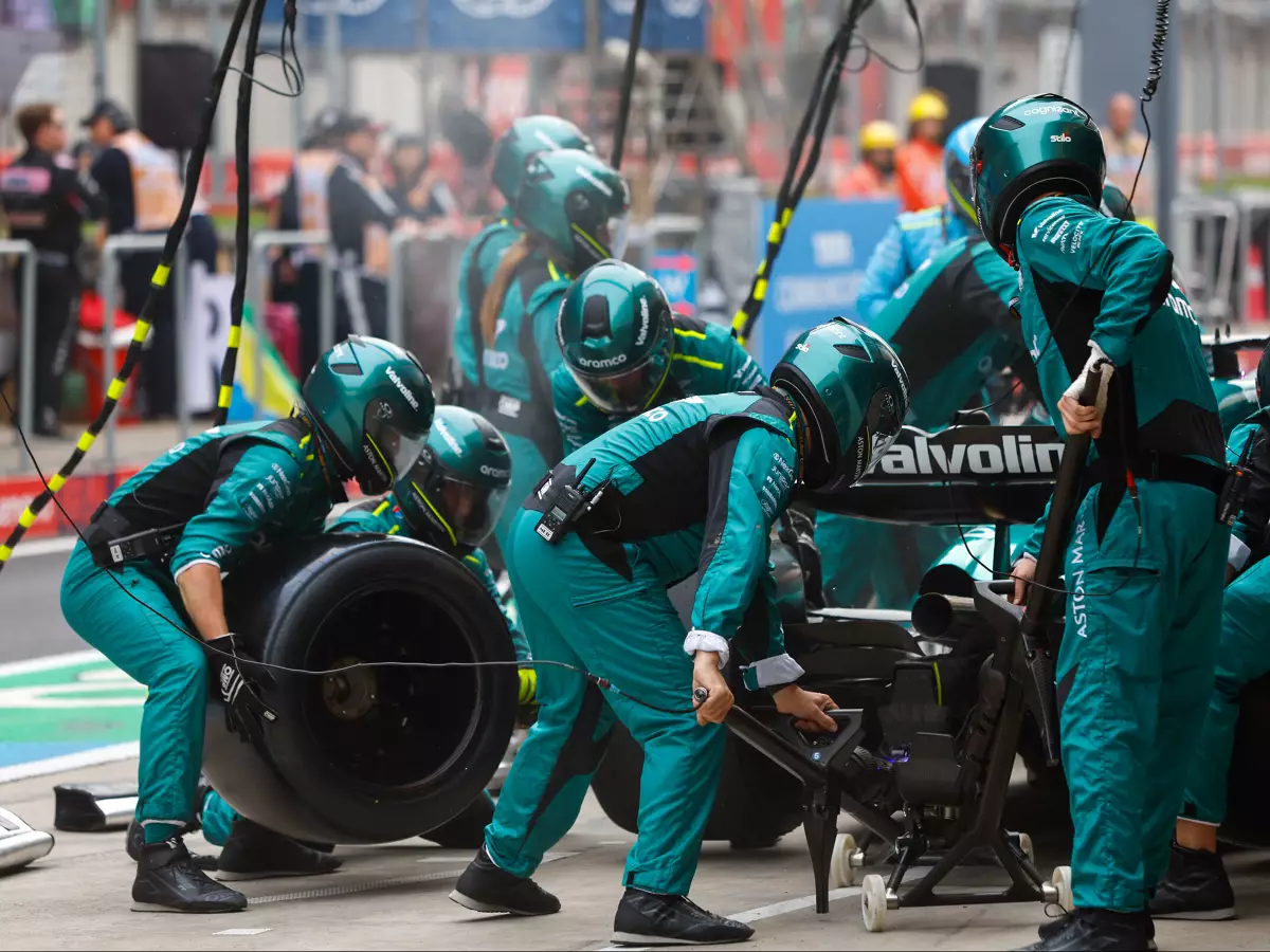 Lance Stroll Foto zur News: Bestätigt: Mutterschutz fällt ab 2026 nicht unter die neue Budgetobergrenze