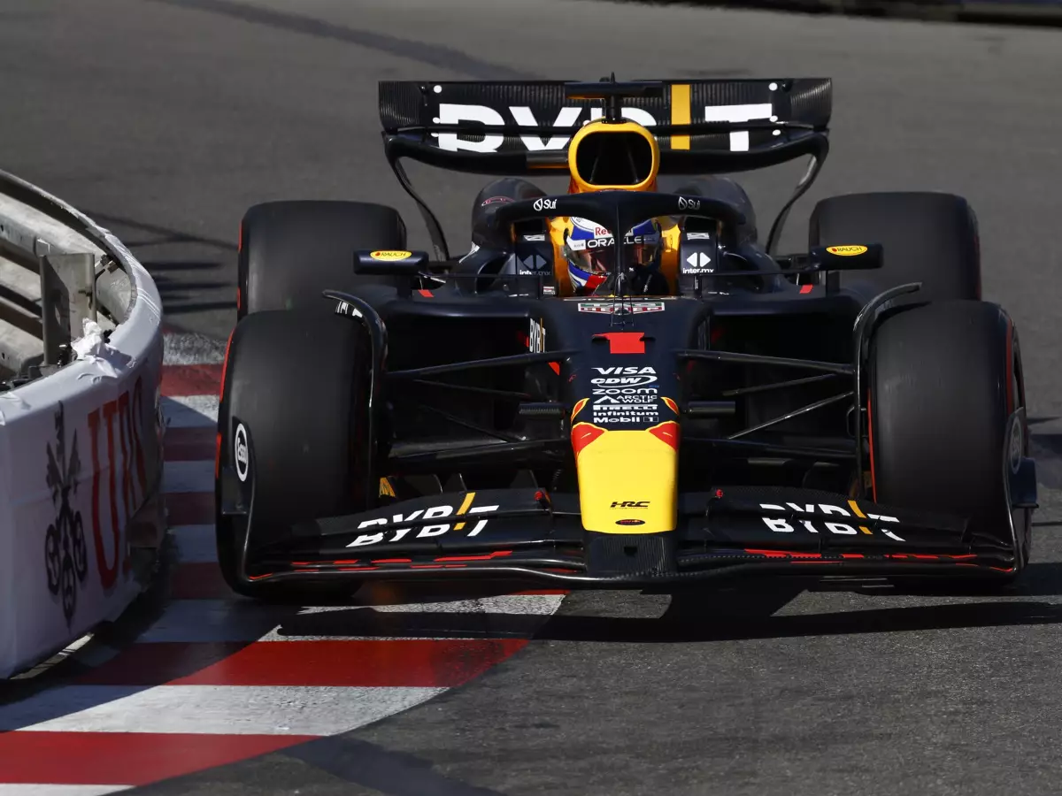 Max Verstappen im Red Bull RB20 beim Monaco-Grand-Prix der Formel 1 2024 Foto zur News: Helmut Marko erklärt: Was derzeit schiefläuft bei Red Bull
