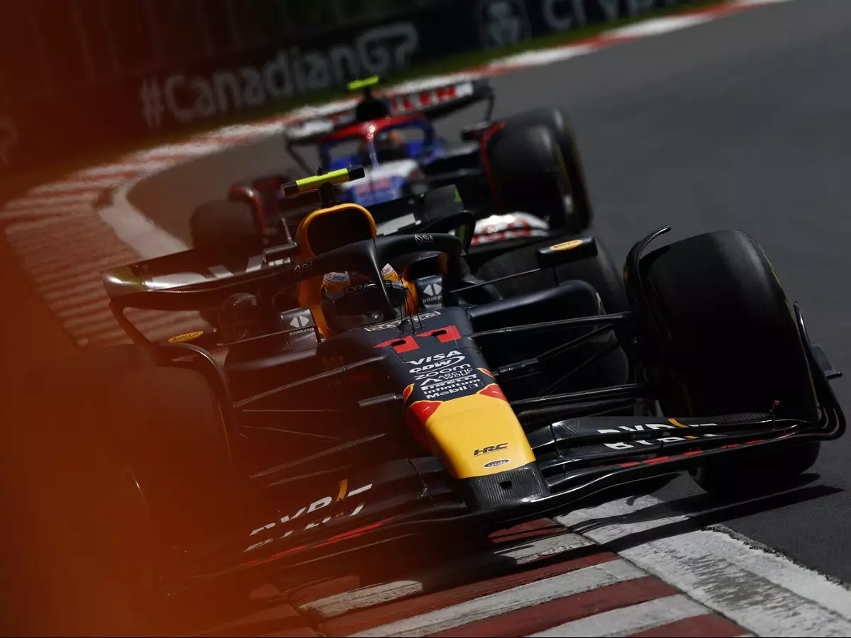 Foto zur News: Marko: Perez' Probleme im Qualifying sind "eher psychologisch"