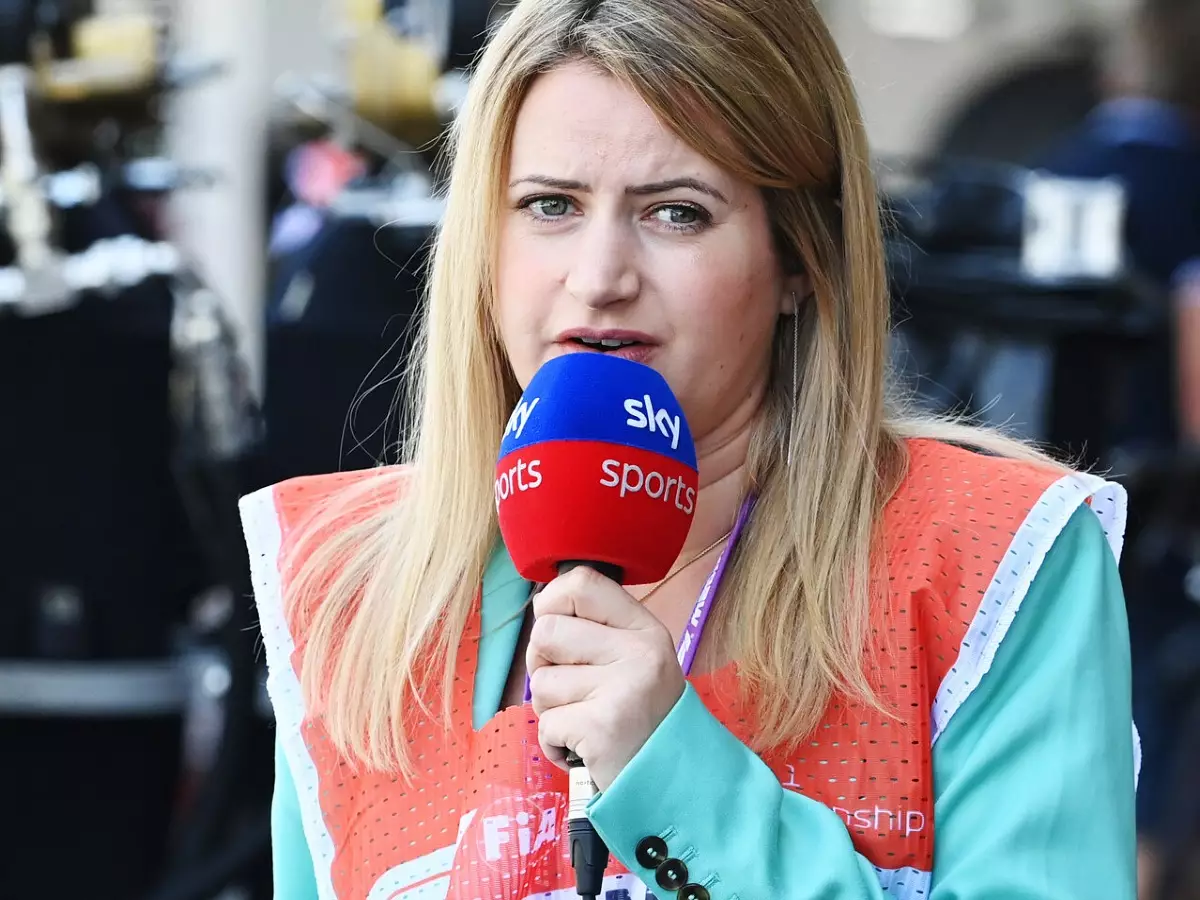 Bernadette "Bernie" Collins als Formel-1-Expertin im britischen Fernsehen Foto zur News: Formel-1-Strategin Collins: Triple-Header machen die Leute kaputt
