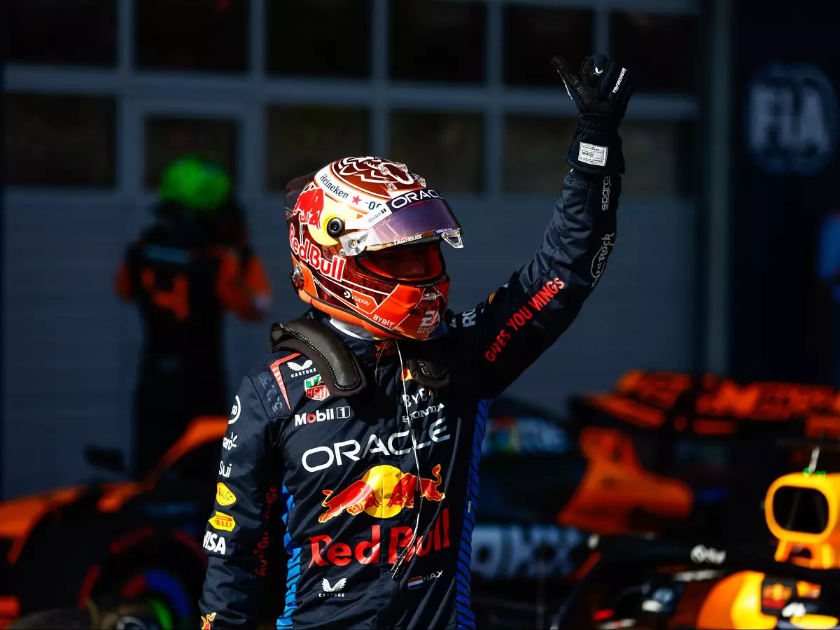 Max Verstappen Foto zur News: Souverän wie lange nicht: Verstappen erobert Pole für Sprint in Österreich!