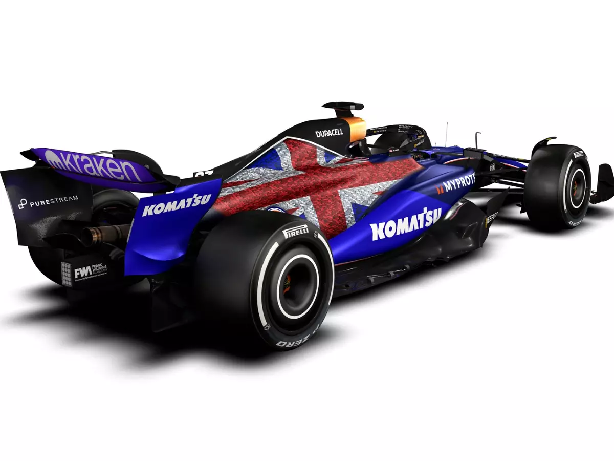 Williams FW46 Speziallackierung für Silverstone Foto zur News: Speziallackierung in Silverstone: Williams verewigt 1.005 Namen auf dem FW46