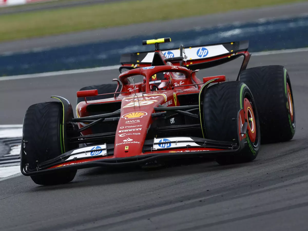 Carlos Sainz (Ferrari SF-24) beim Formel-1-Rennen in Silverstone 2024 Foto zur News: Warum Upgrade-Fehlschläge für F1-Teams noch kostspieliger sind als früher