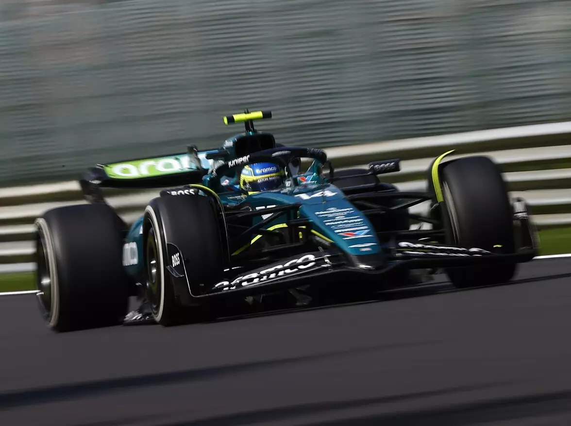 Foto zur News: Fernando Alonso: Am liebsten würde ich das Auto selbst entwickeln