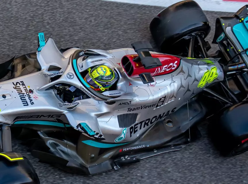 Lewis Hamilton Foto zur News: Rückendeckung für "Zero-Pod-Vater" Elliott: "Riesenverständnis vom Auto"