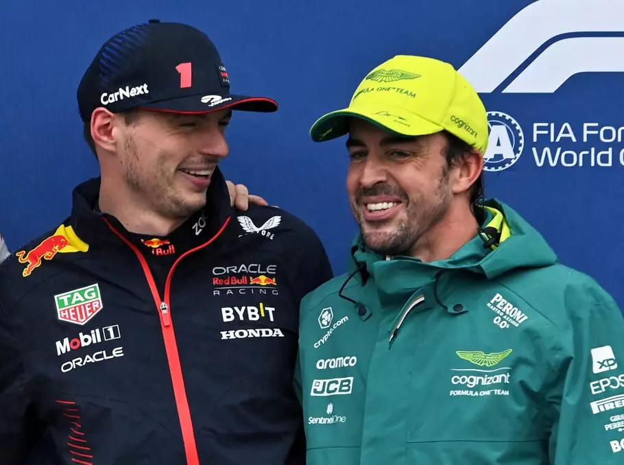 Nico Hülkenberg, Max Verstappen, Fernando Alonso Foto zur News: Allrounder Alonso lacht: Max Verstappen ist "nicht so gut wie ich"