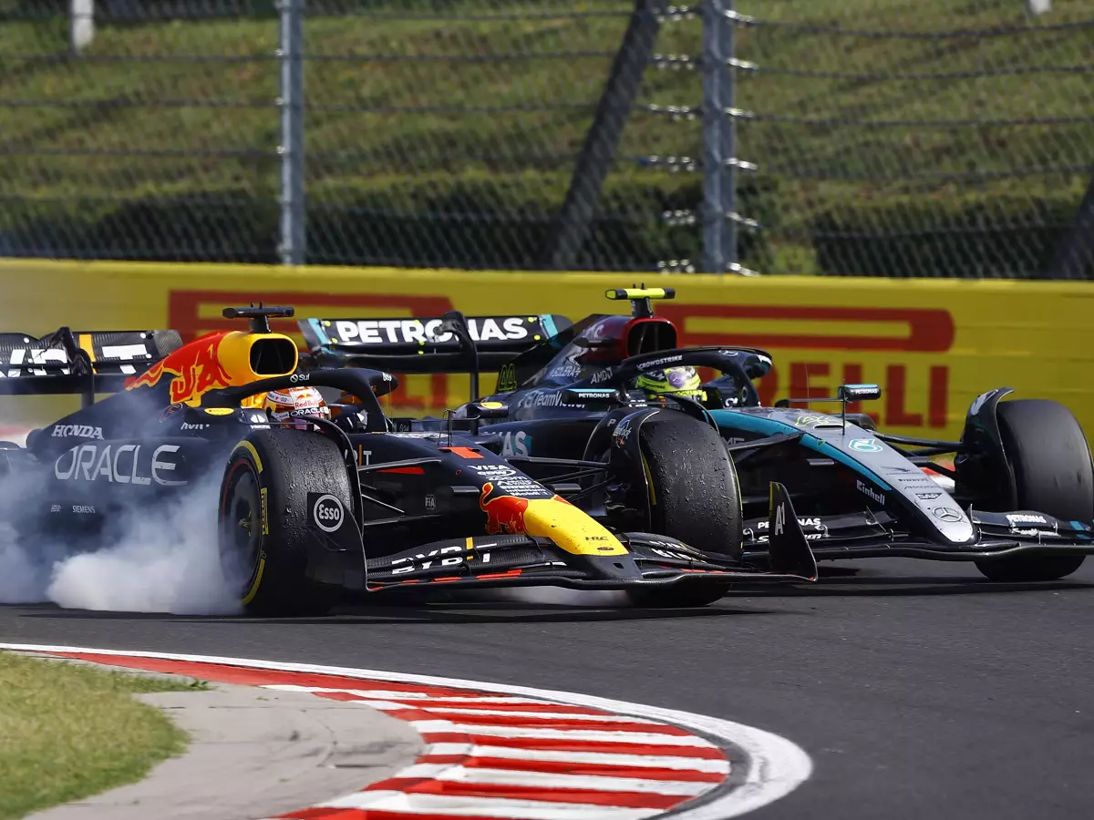 Foto zur News: Stallregie, Unfälle, F-Wort: Max Verstappens kontroverseste Momente