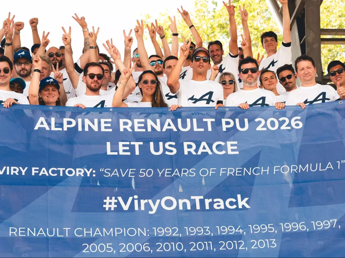 Protest von Renault-Mitarbeitern aus Viry gegen die Schließung der F1-Motorenfabrik Foto zur News: Renault-Mitarbeiter demonstrieren in Monza Für Viry-Erhalt