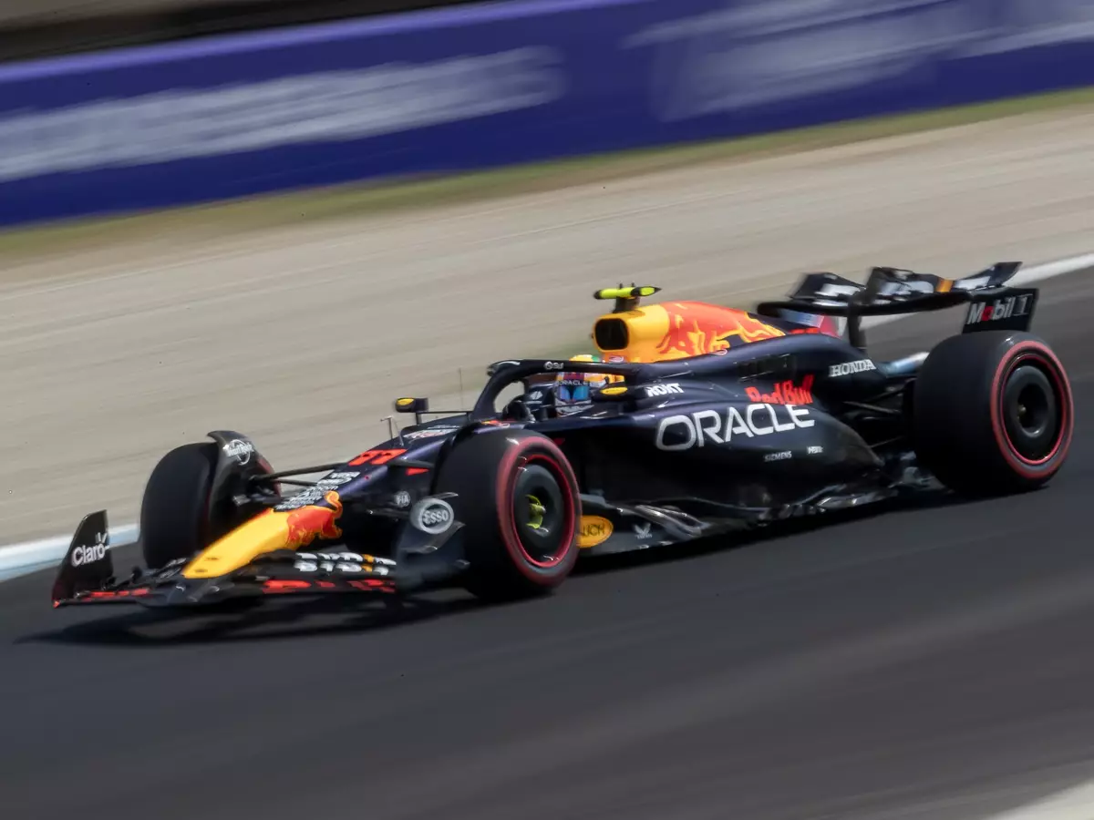 Foto zur News: Sergio Perez: "Wissen genau, wo das Problem liegt"