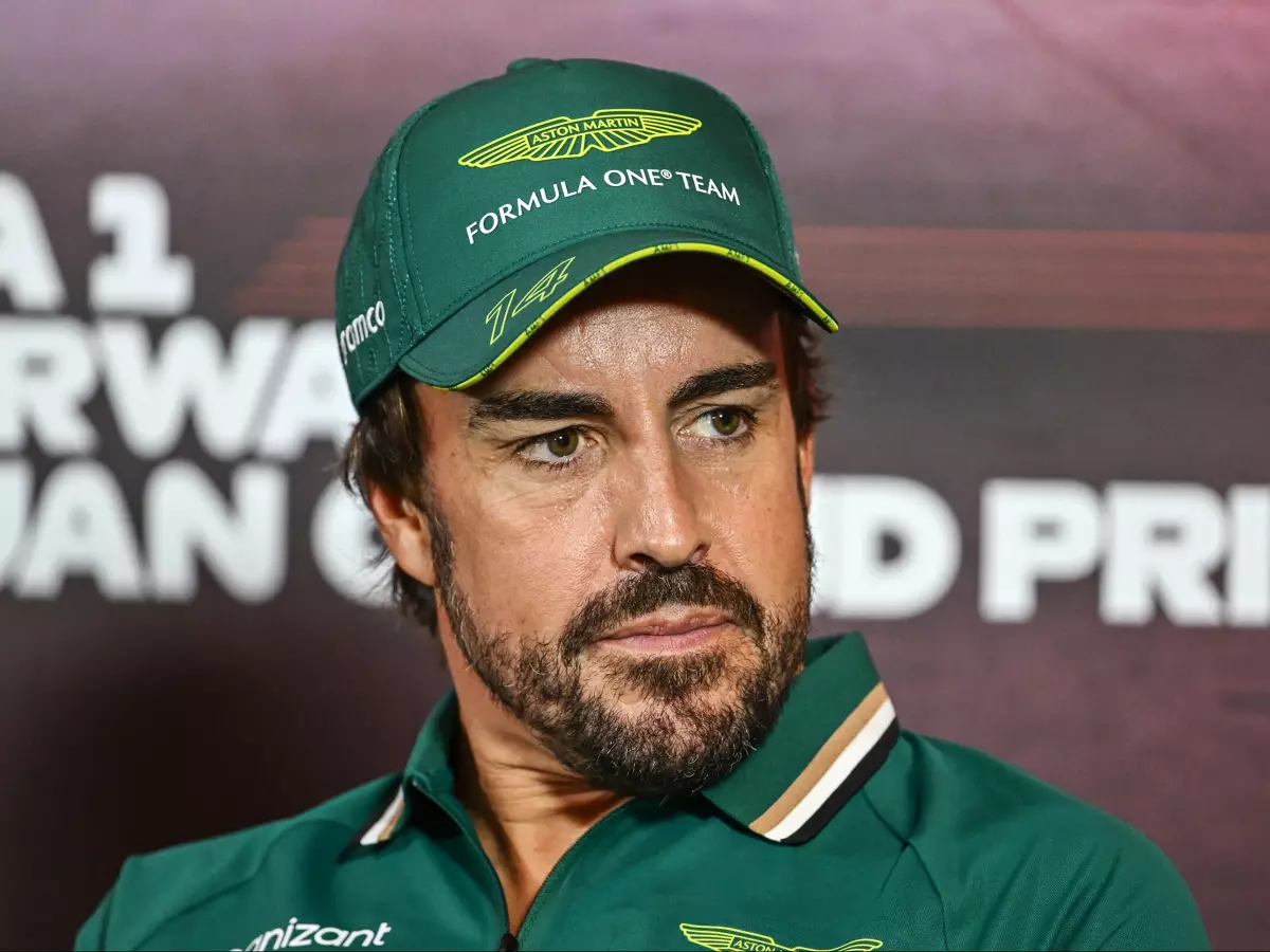 Fernando Alonso Foto zur News: Fernando Alonso: Fährt er nach der Formel 1 Le Mans im Valkyrie?