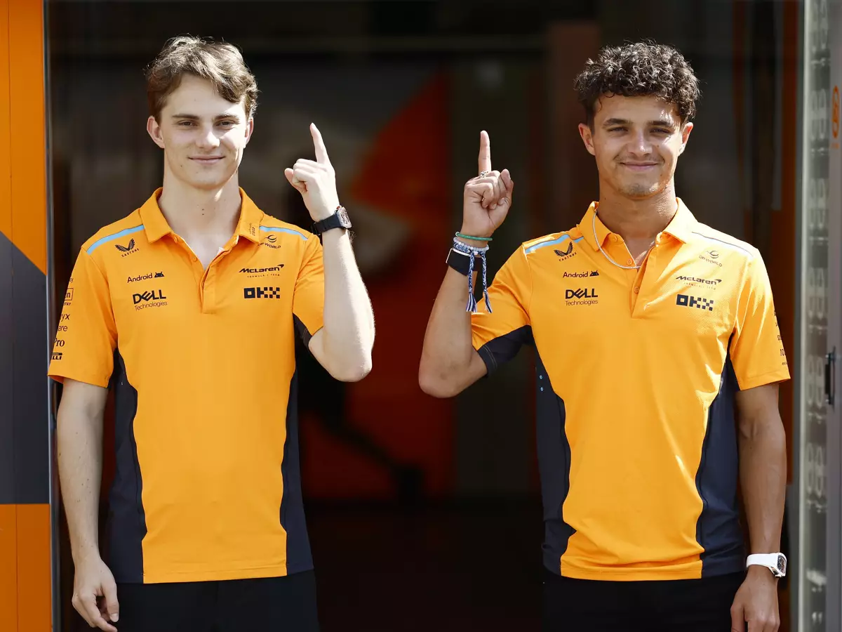 Oscar Piastri & Lando Norris (McLaren) vor dem Formel-1-Rennen in Baku 2024 Foto zur News: Günther Steiner: Ich hätte schon viel früher auf Lando Norris gesetzt
